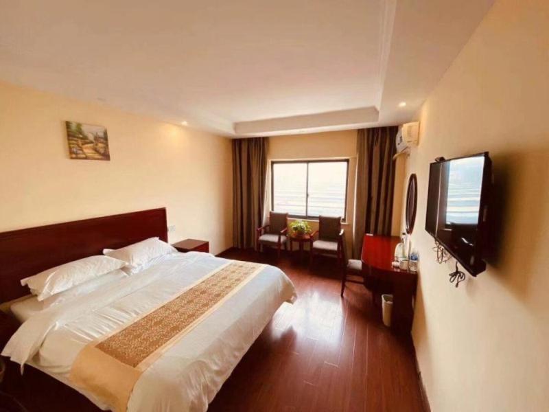 Greentree Inn Huai'An Bus Station Golden Eagle Xinya Huaihai Road Business Hotel Экстерьер фото