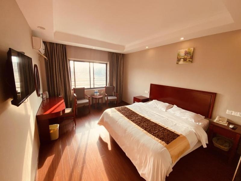 Greentree Inn Huai'An Bus Station Golden Eagle Xinya Huaihai Road Business Hotel Экстерьер фото