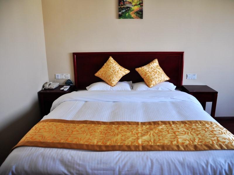 Greentree Inn Huai'An Bus Station Golden Eagle Xinya Huaihai Road Business Hotel Экстерьер фото