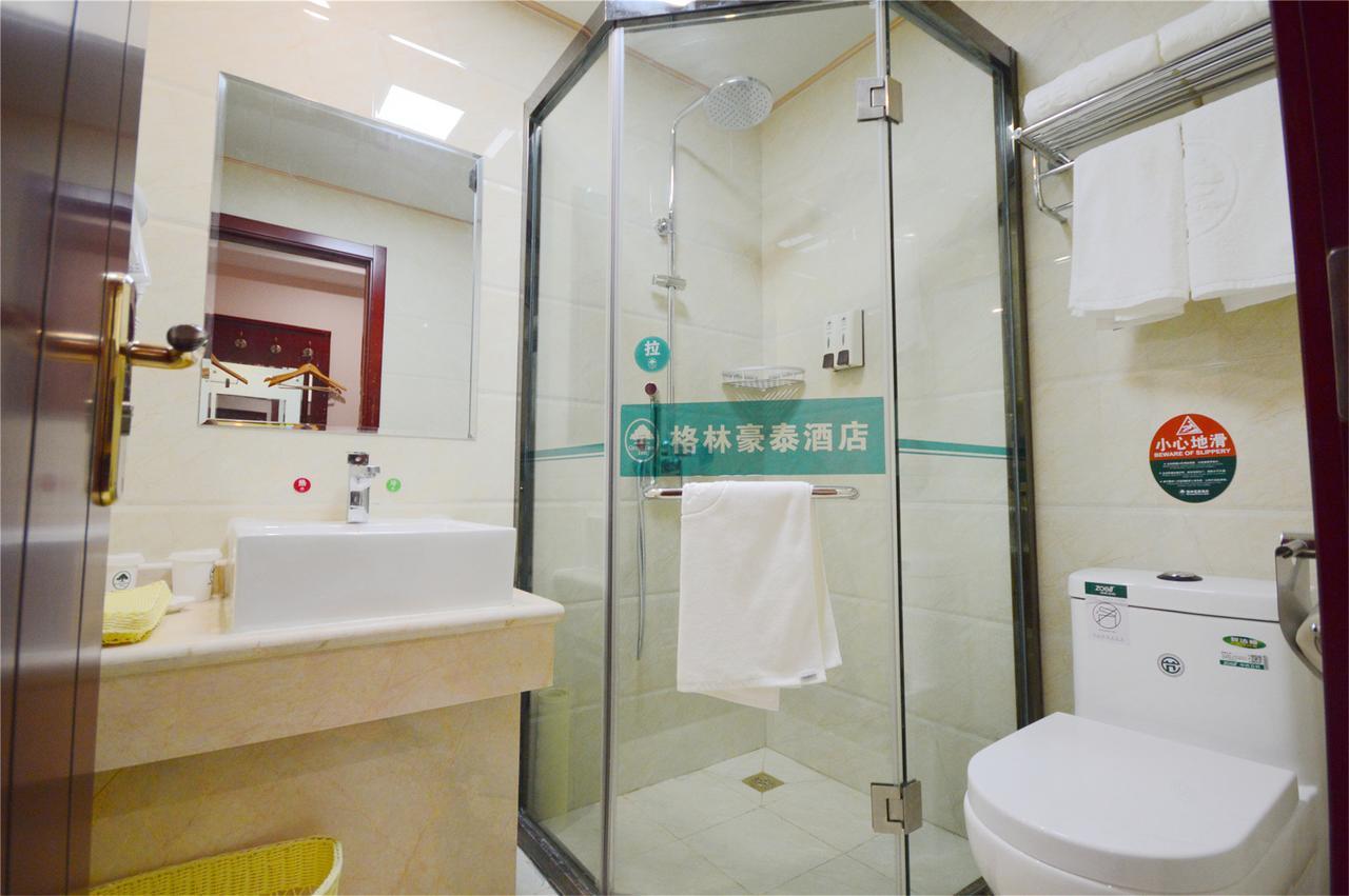 Greentree Inn Huai'An Bus Station Golden Eagle Xinya Huaihai Road Business Hotel Экстерьер фото